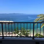 Beachfront Comfort Sinajko ポドゥゴラ