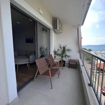 Beachfront Comfort Sinajko Maison d'hôtes Podgora (Split-Dalmatia)