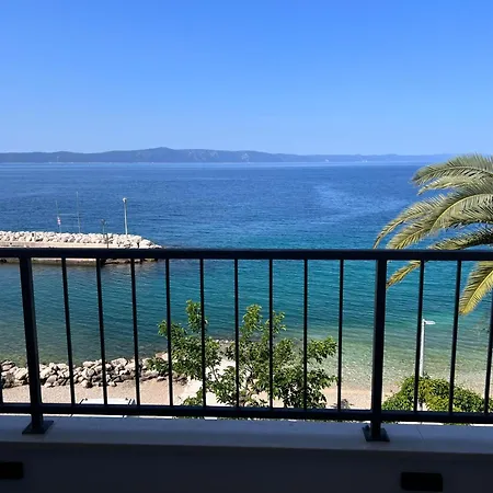 Casa de hóspedes Beachfront Comfort Sinajko Podgora (Split-Dalmatia)