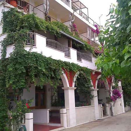 Beachfront Comfort Sinajko 3*