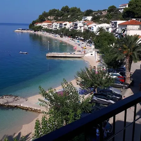 بيت ضيافة Beachfront Comfort Sinajko بودغورا