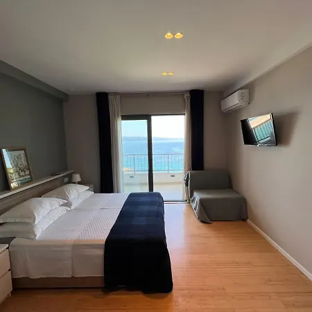 招待所 Beachfront Comfort Sinajko