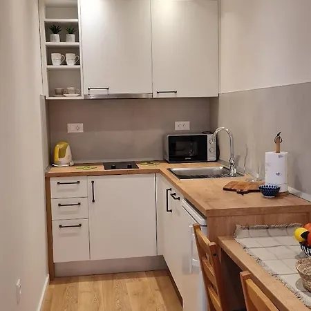 Beachfront Comfort Sinajko بودغورا