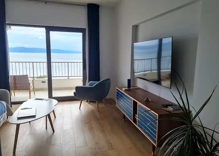 Beachfront Comfort Sinajko 3* Podgora (Split-Dalmatia)