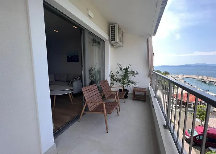 Beachfront Comfort Sinajko Gostinjska kuća Podgora (Split-Dalmatia)