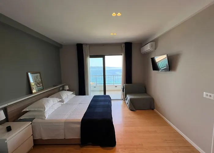 Gostinjska kuća Beachfront Comfort Sinajko