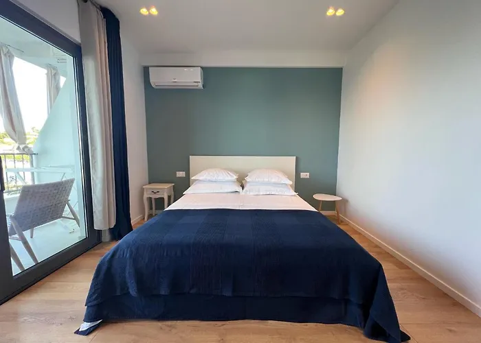 Gostinjska kuća Beachfront Comfort Sinajko Podgora (Split-Dalmatia)