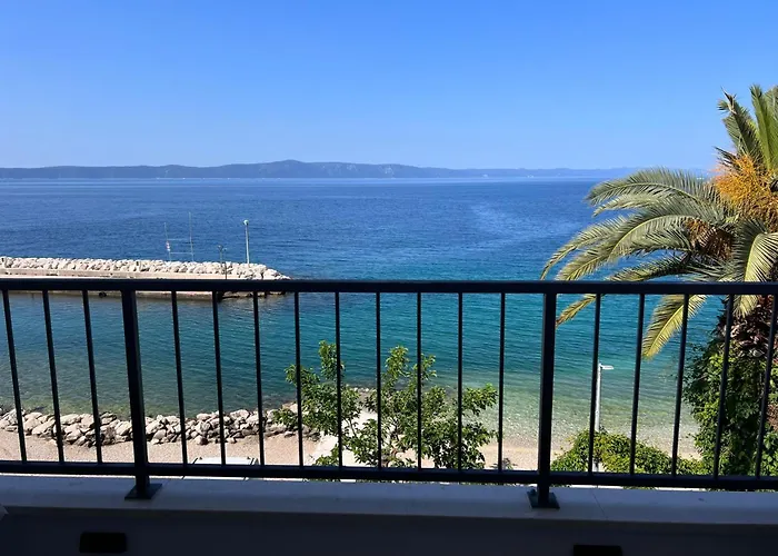 Gostinjska kuća Beachfront Comfort Sinajko Podgora (Split-Dalmatia)