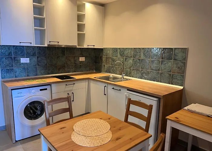 Gostinjska kuća Beachfront Comfort Sinajko 3*