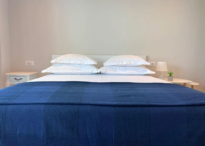 Beachfront Comfort Sinajko Gostinjska kuća Podgora (Split-Dalmatia)