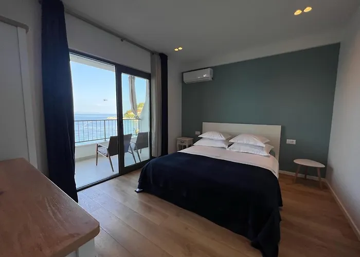 Beachfront Comfort Sinajko Pensión 3*